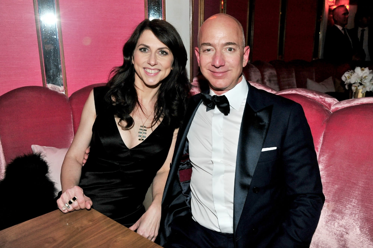 Wife: MacKenzie S. Bezos