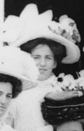 Mother: Gertrude Hillary