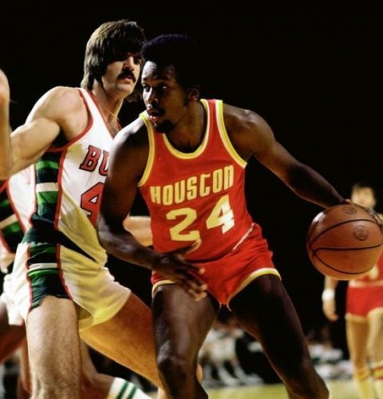 Gallery of Moses Malone
