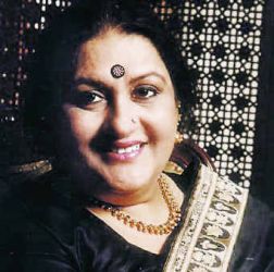 2-nd wife: Nadira Babbar