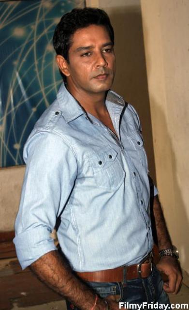 2-nd husband: Anup Soni