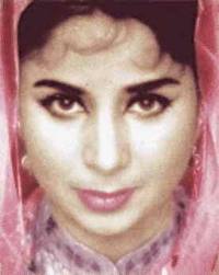 Wife: Geeta Bali