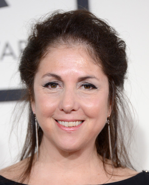 Wife: Danielle Rudess 
