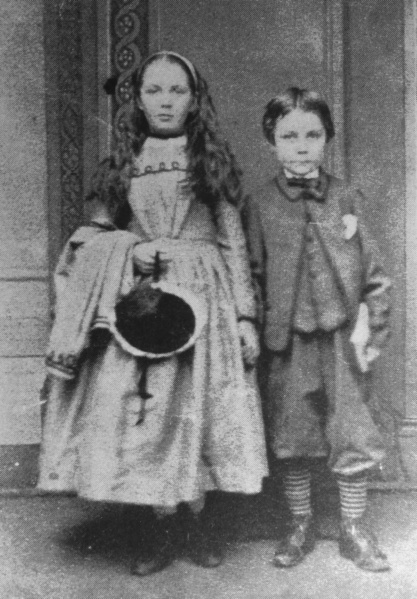 Sister: Annette Doyle