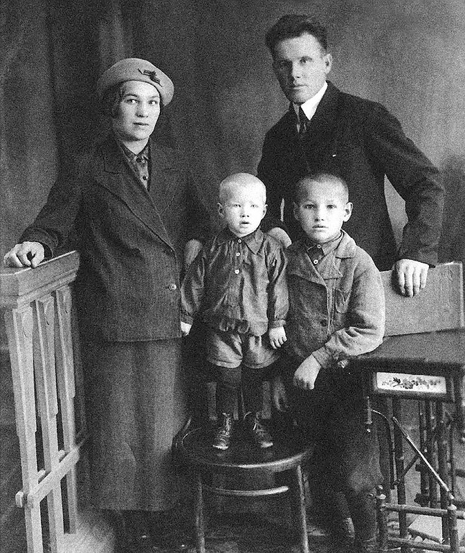Father: Nikolai Yeltsin 