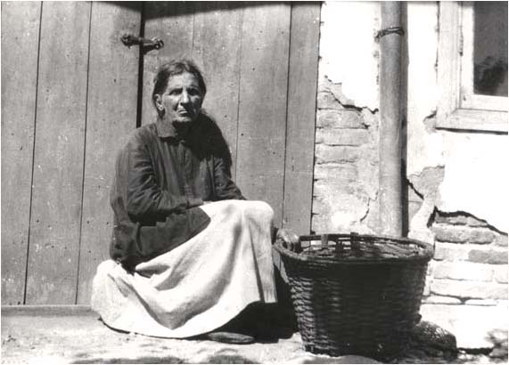 Mother: Edukia Sanadze-Kakabadze
