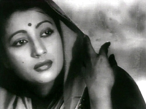 grandmother: Suchitra Sen