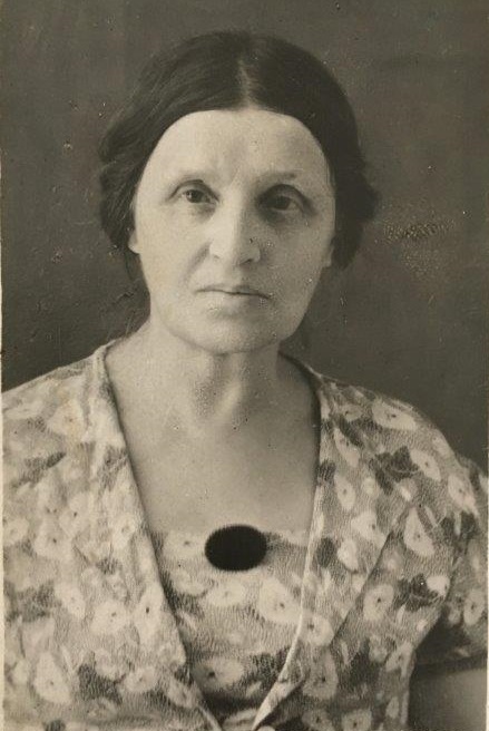 Sister: Lyudmila Davidovna Burliuk