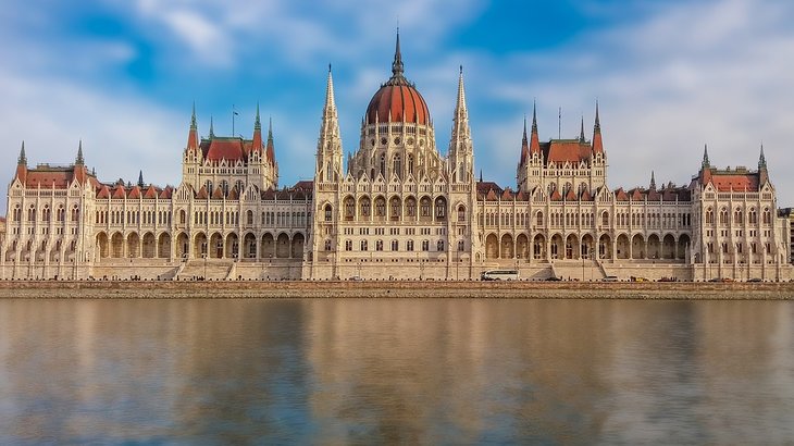 Education period of Laszlo Moholy-Nagy in University of Budapest