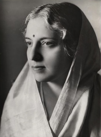elder sister: Vijaya Lakshmi Pandit