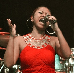 Dira Sugandi