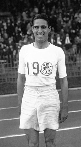 Douglas Lowe