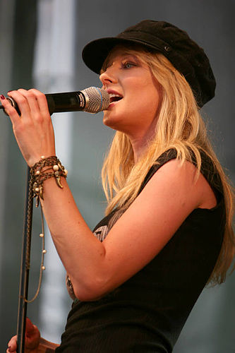 Eda-Ines Etti