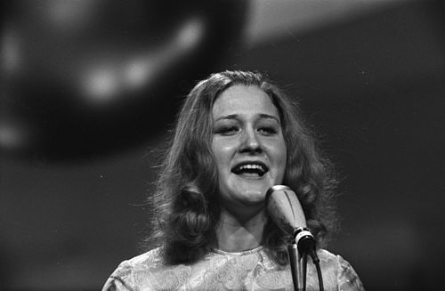 Eva Srsen