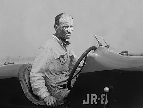 Earl Cooper