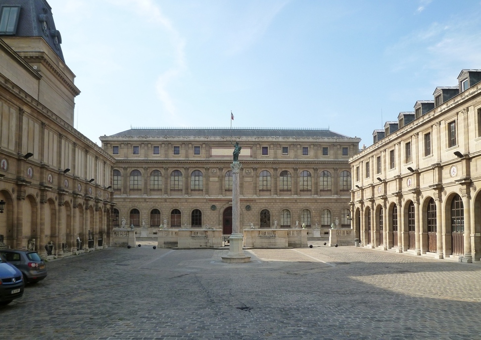 Education period of Charles Despiau in \u00C9cole nationale sup\u00E9rieure des Beaux-Arts