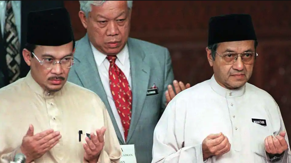 Gallery of Mahathir bin Mohammed