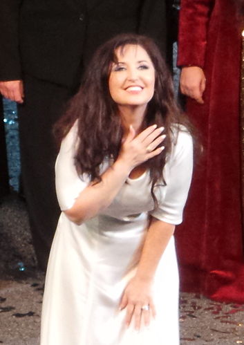 Elena Mosuc
