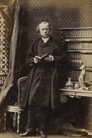 Edward Tilt