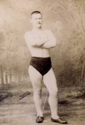 Evan Lewis