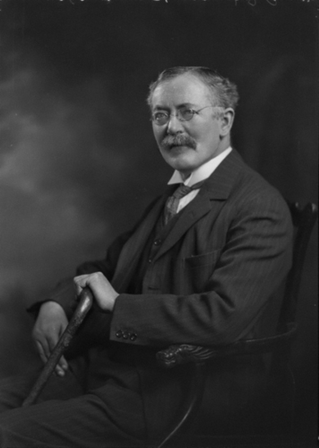 Edmund d'Albe