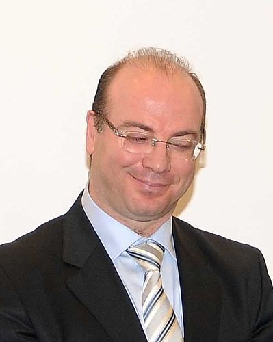 Elyes Fakhfakh