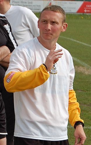 Deryn Brace