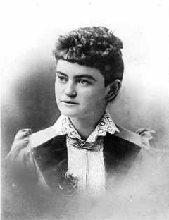 Eva Valesh