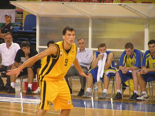 Vangelis Tzolos