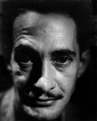 husband: Carlos Enríquez Gómez