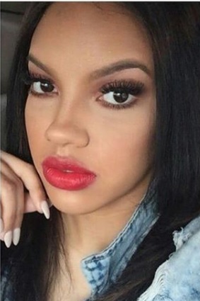 girlfriend: Elaynna Parker