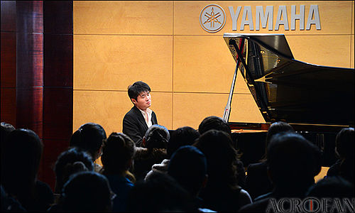 Dong Lim