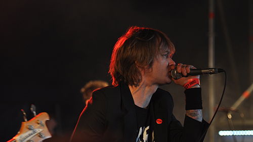 Dennis Lyxzen