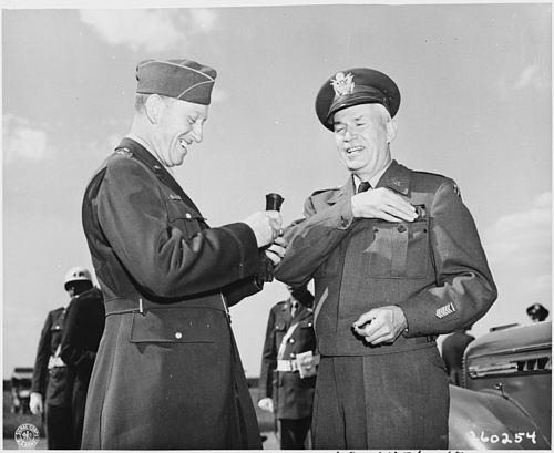 Earl Seeley Hoag