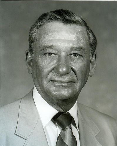 Edward Hauser