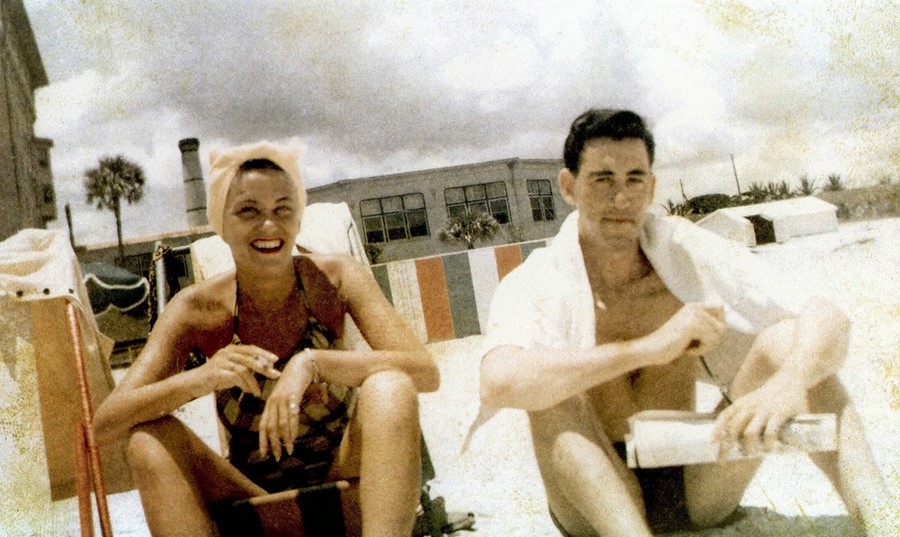 sibling: Doris Salinger