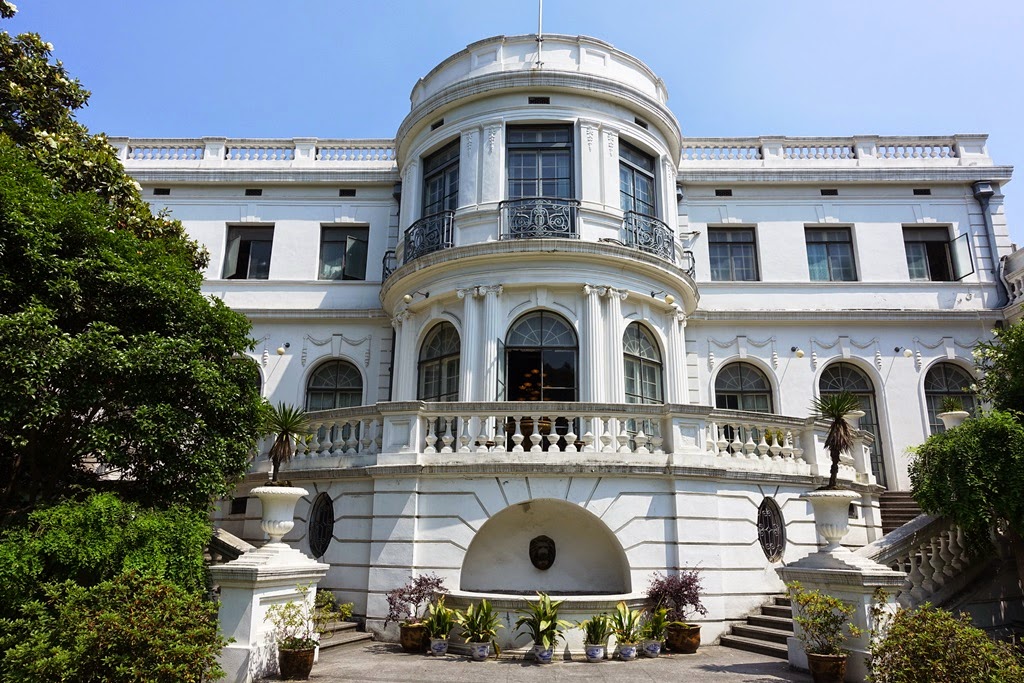 Gallery of Ding Yi