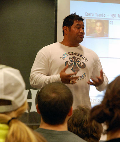 Esera Tuaolo