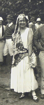 Wife: Emma Story Bellows