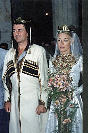 Wife: Bron Gillan 