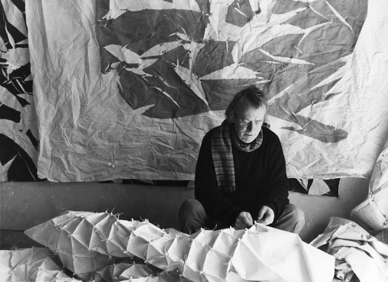 Gallery of Simon Hantaï