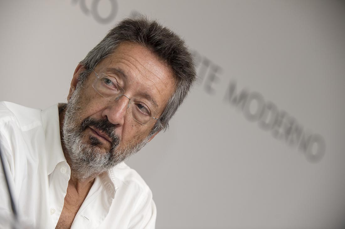 Gallery of Juliao Sarmento