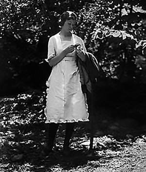 Wife: Virginia Best