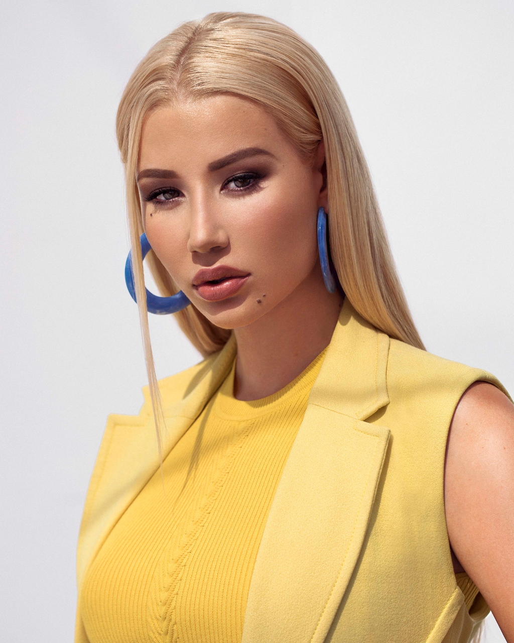 Friend: Iggy Azalea