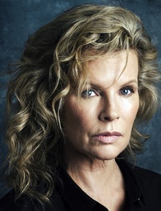 girlfriend: Kim Basinger