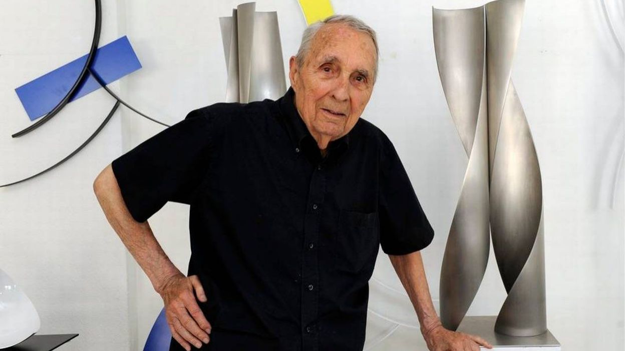 Gallery of Gottfried Honegger