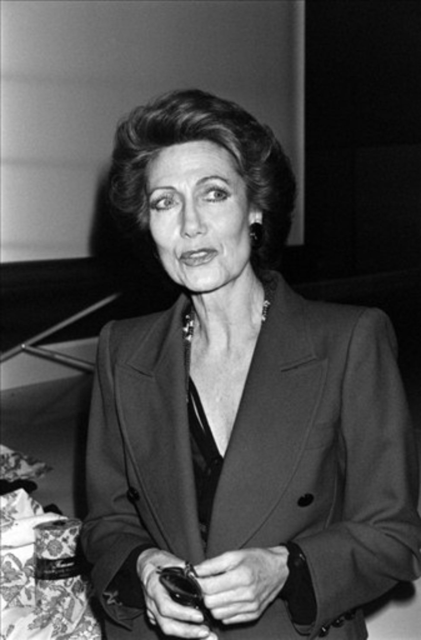 Friend: Hélène Rochas