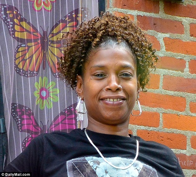 Biological mother: Shanon Biles