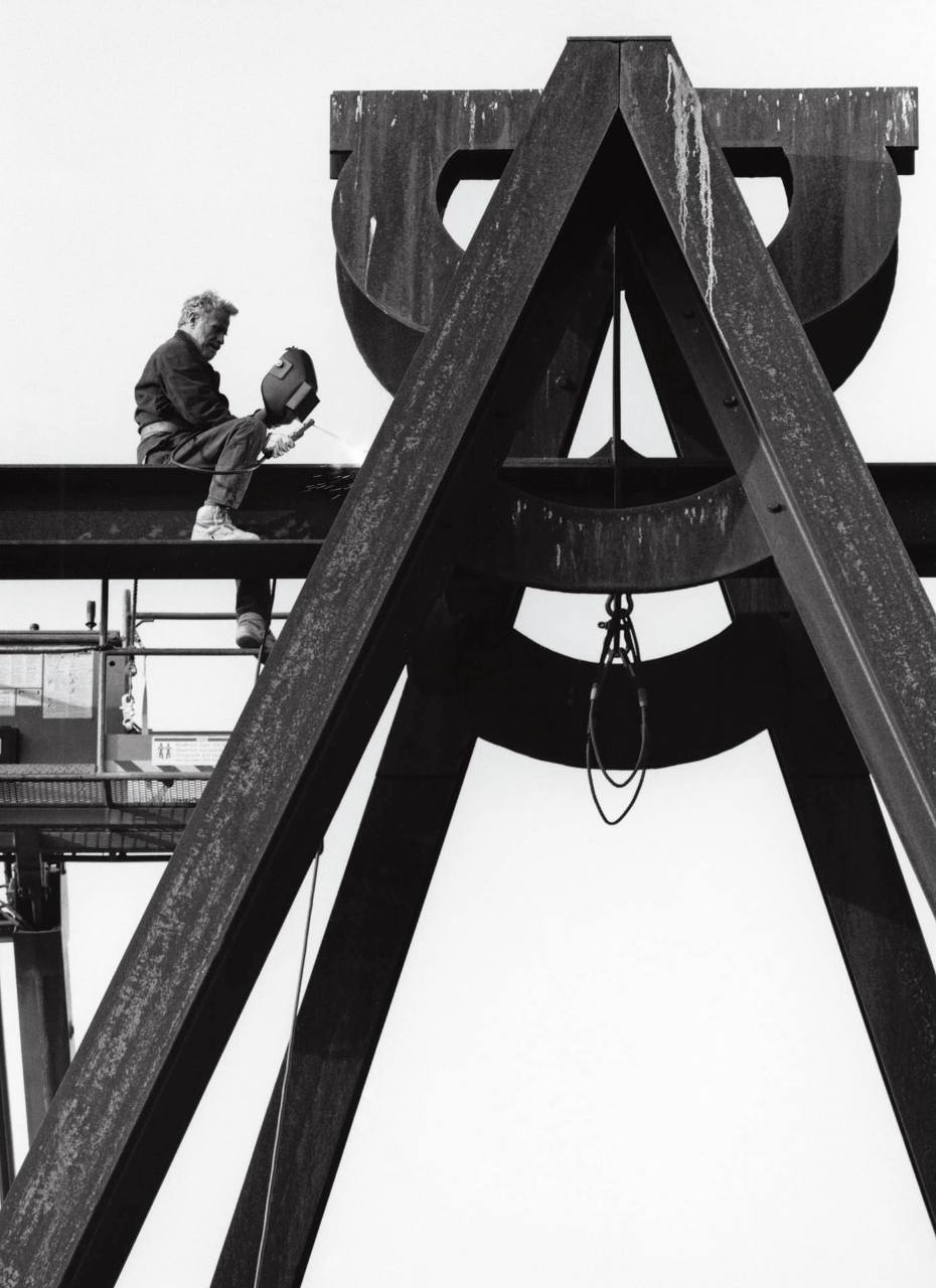 Gallery of Mark di Suvero