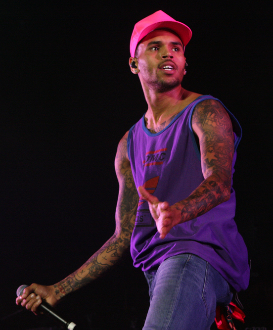Boyfriend : Chris Brown